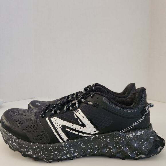 New Balance Women's Fresh Foam Garoé V1 Trail Running Shoe, 8 - Picture 4 of 10